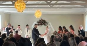 Insights from Melbourne Marriage Celebrant Dwayne Nichols for Your Holiday Season Wedding Plans